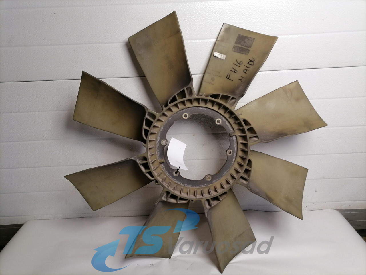 Volvo Cooling fan 20805997 - Ventilator für LKW: das Bild 2 Volvo Cooling fan 20805997 - Ventilator für LKW: das Bild 2