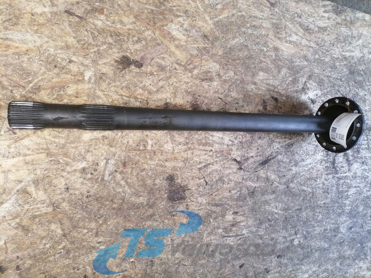 Volvo Drive shaft 1524628 - Antriebswelle für LKW: das Bild 2 Volvo Drive shaft 1524628 - Antriebswelle für LKW: das Bild 2