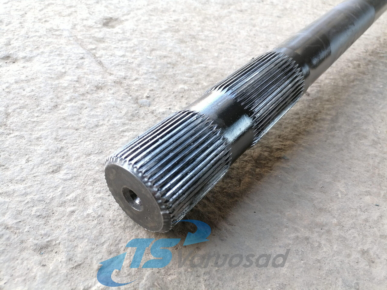 Volvo Drive shaft 20836831 - Antriebswelle für LKW: das Bild 2 Volvo Drive shaft 20836831 - Antriebswelle für LKW: das Bild 2