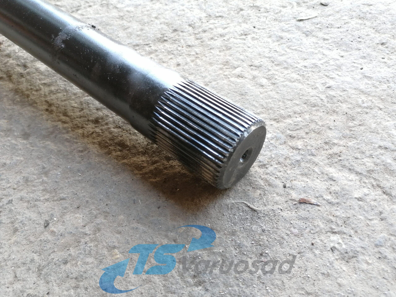 Volvo Drive shaft 20836838 - Antriebswelle für LKW: das Bild 3 Volvo Drive shaft 20836838 - Antriebswelle für LKW: das Bild 3