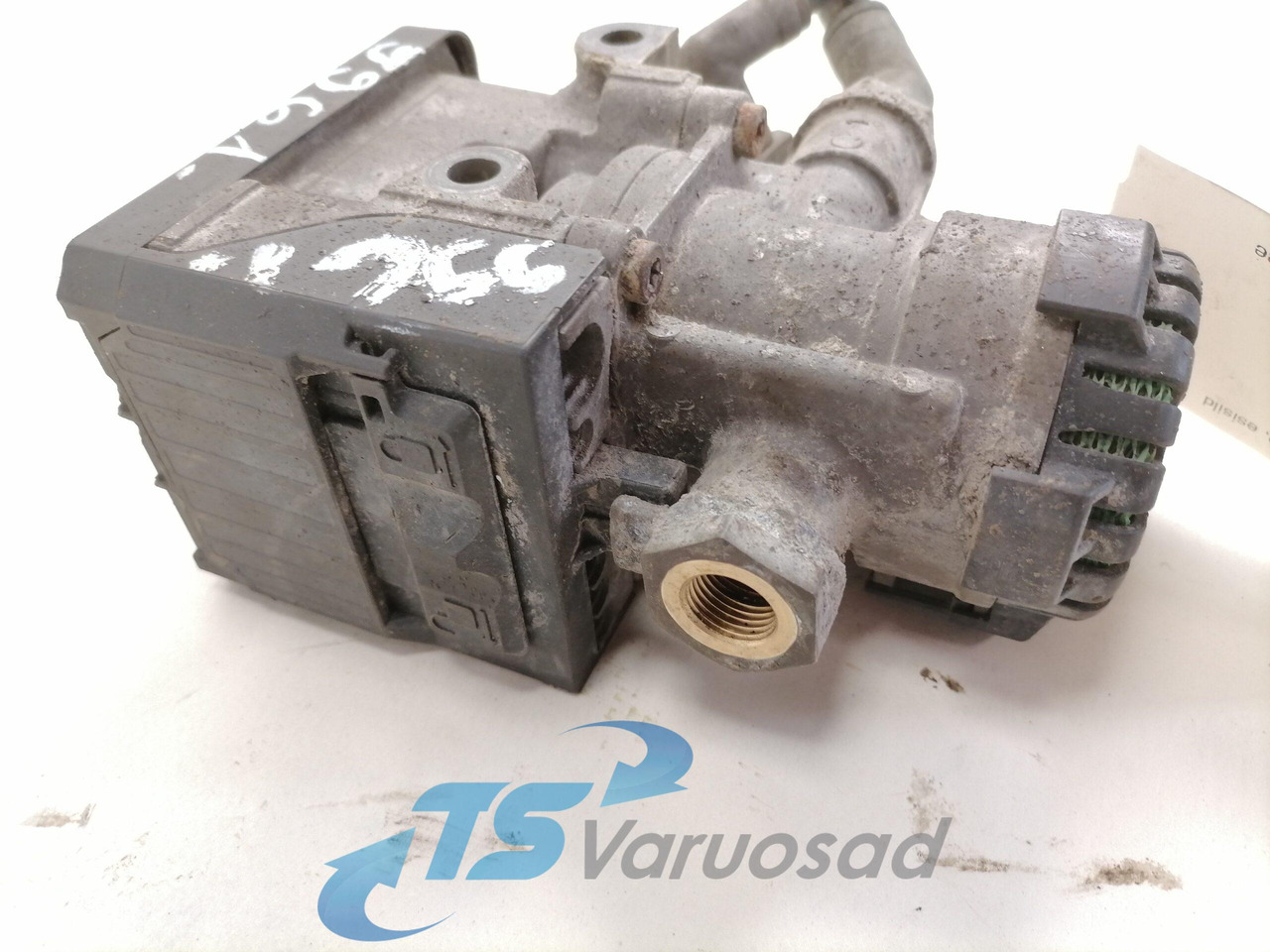 Volvo EBS brake valve 20828237 - Bremsventil für LKW: das Bild 4 Volvo EBS brake valve 20828237 - Bremsventil für LKW: das Bild 4