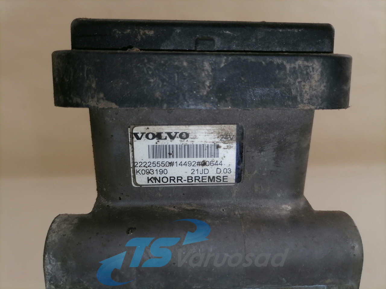 Volvo EBS brake valve 22225550 - Bremsventil für LKW: das Bild 3 Volvo EBS brake valve 22225550 - Bremsventil für LKW: das Bild 3