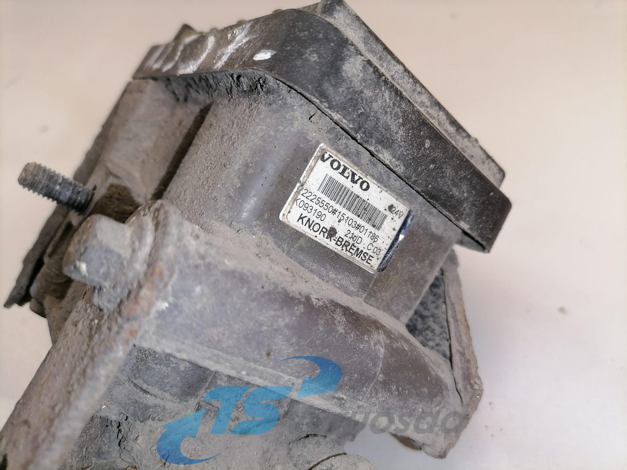 Volvo EBS brake valve 22225550 - Bremsventil für LKW: das Bild 2 Volvo EBS brake valve 22225550 - Bremsventil für LKW: das Bild 2