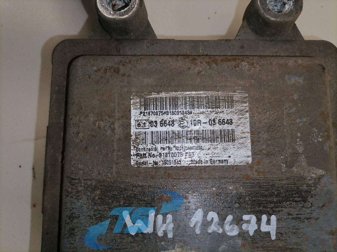 Volvo Ecu ADBlue 21870075 - Steuergerät für LKW: das Bild 4 Volvo Ecu ADBlue 21870075 - Steuergerät für LKW: das Bild 4
