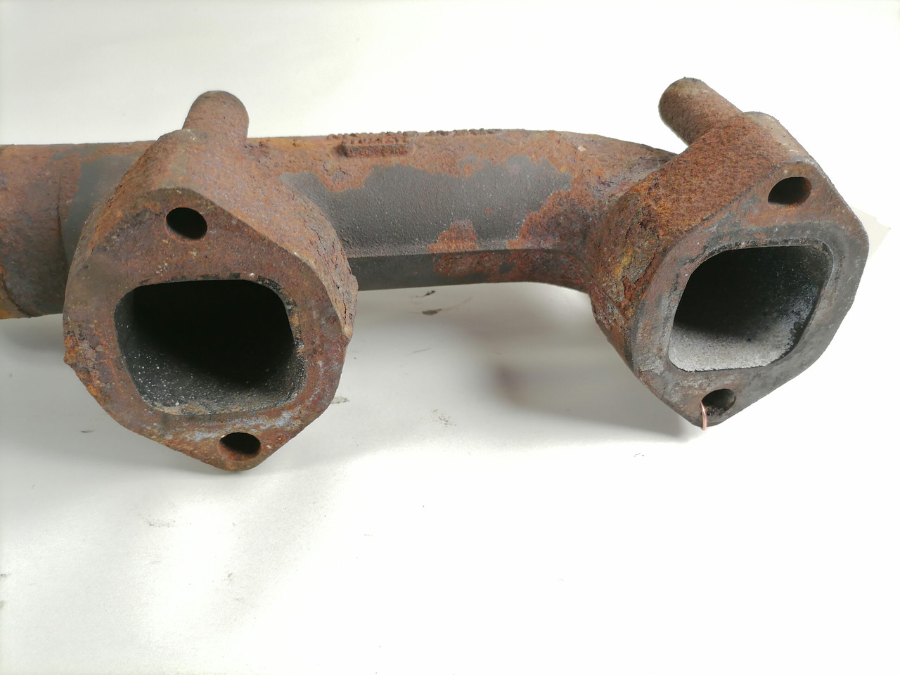 Volvo Exhaust mainfold 21767046 - Abgaskrümmer für LKW: das Bild 3 Volvo Exhaust mainfold 21767046 - Abgaskrümmer für LKW: das Bild 3