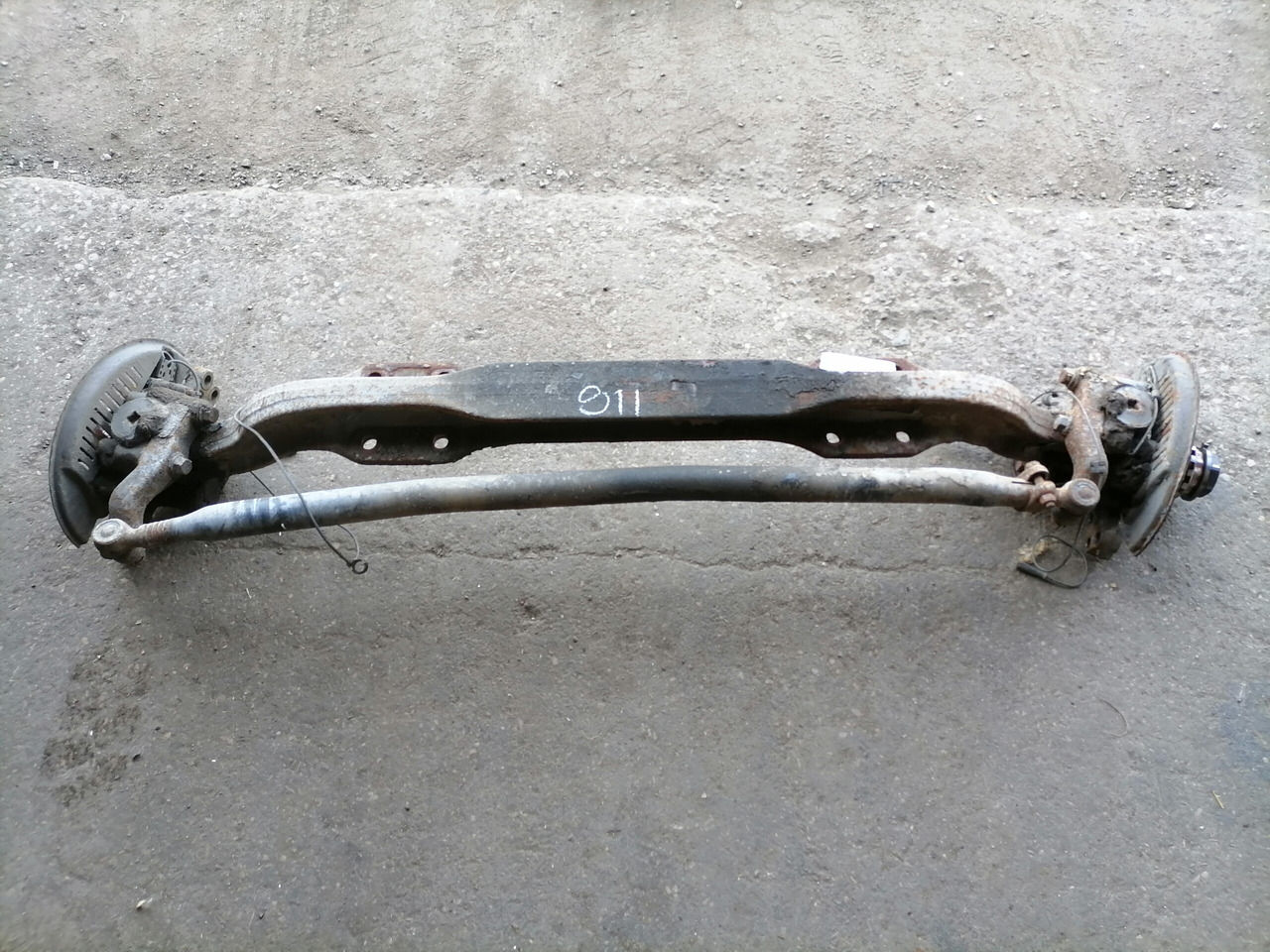 Volvo First axel housing 20399060 - Vorderachse für LKW: das Bild 2 Volvo First axel housing 20399060 - Vorderachse für LKW: das Bild 2
