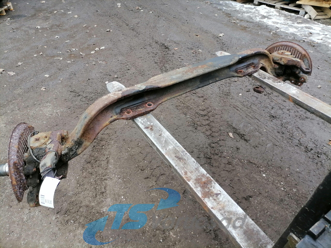 Volvo First axel housing 20399067 - Vorderachse für LKW: das Bild 1 Volvo First axel housing 20399067 - Vorderachse für LKW: das Bild 1
