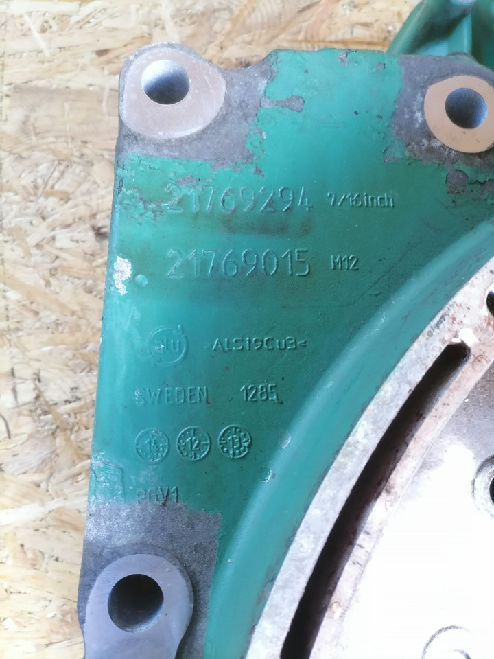 Volvo Flywheel housing 21769015 - Schwungscheibe für LKW: das Bild 5 Volvo Flywheel housing 21769015 - Schwungscheibe für LKW: das Bild 5