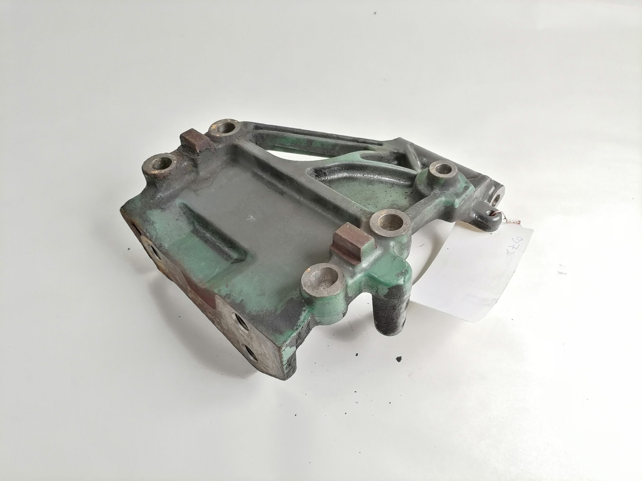 Volvo Generaatori kandur 20922883 - Lichtmaschine für LKW: das Bild 3 Volvo Generaatori kandur 20922883 - Lichtmaschine für LKW: das Bild 3