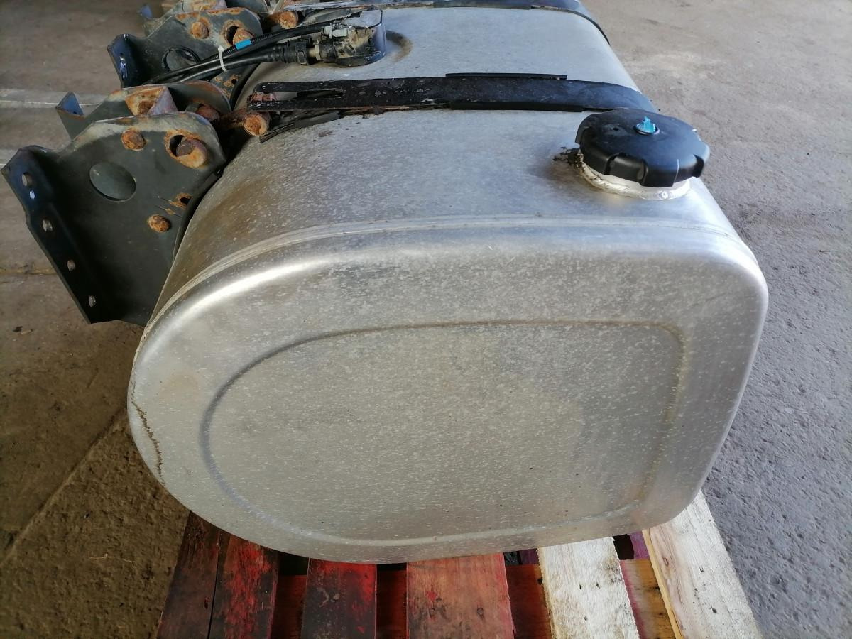 Volvo Kütusepaak 310L 20504488 - Kraftstofftank für LKW: das Bild 4 Volvo Kütusepaak 310L 20504488 - Kraftstofftank für LKW: das Bild 4
