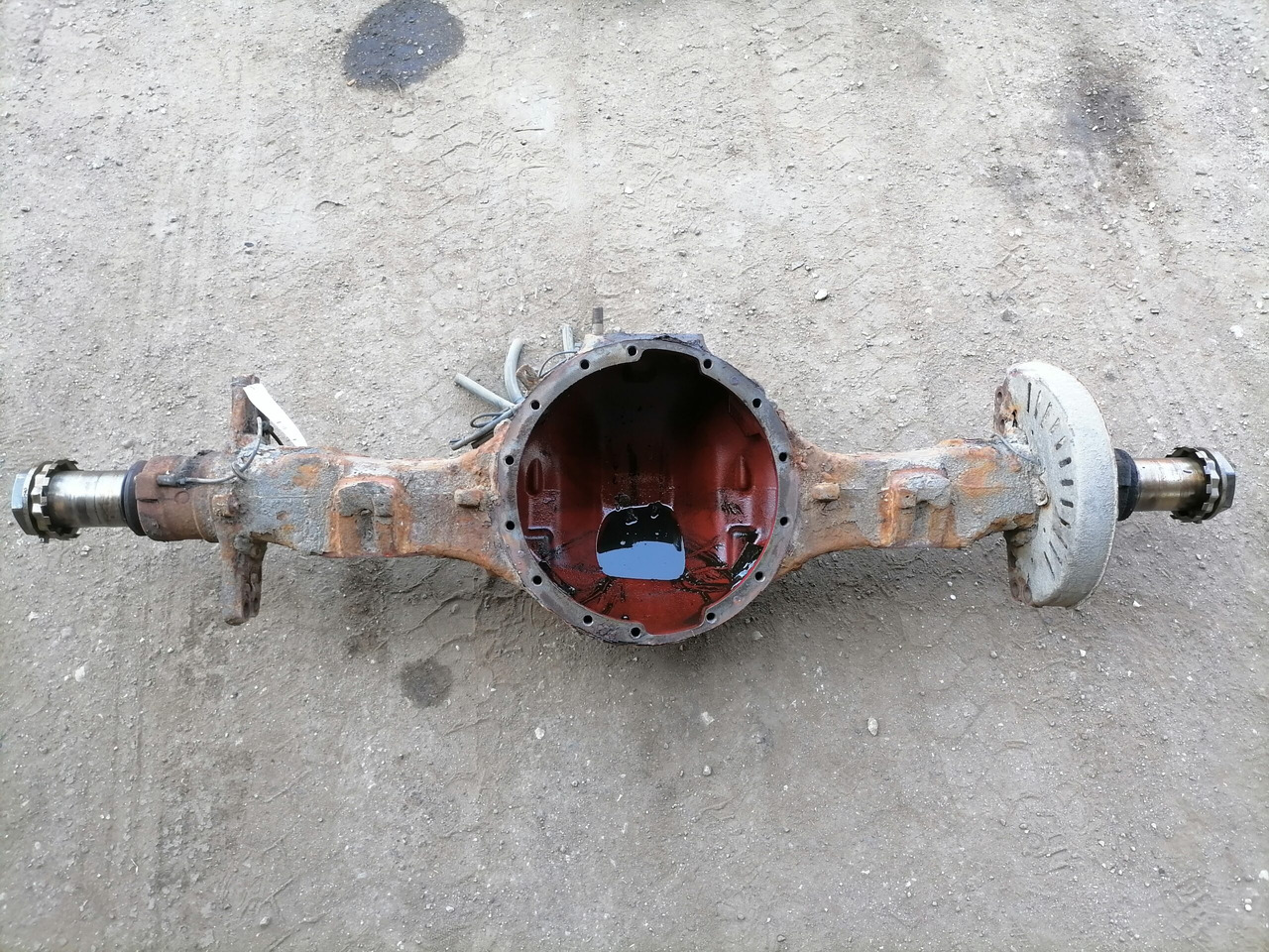 Volvo Rear axel housing 3192474 - Achse und Teile für LKW: das Bild 2 Volvo Rear axel housing 3192474 - Achse und Teile für LKW: das Bild 2