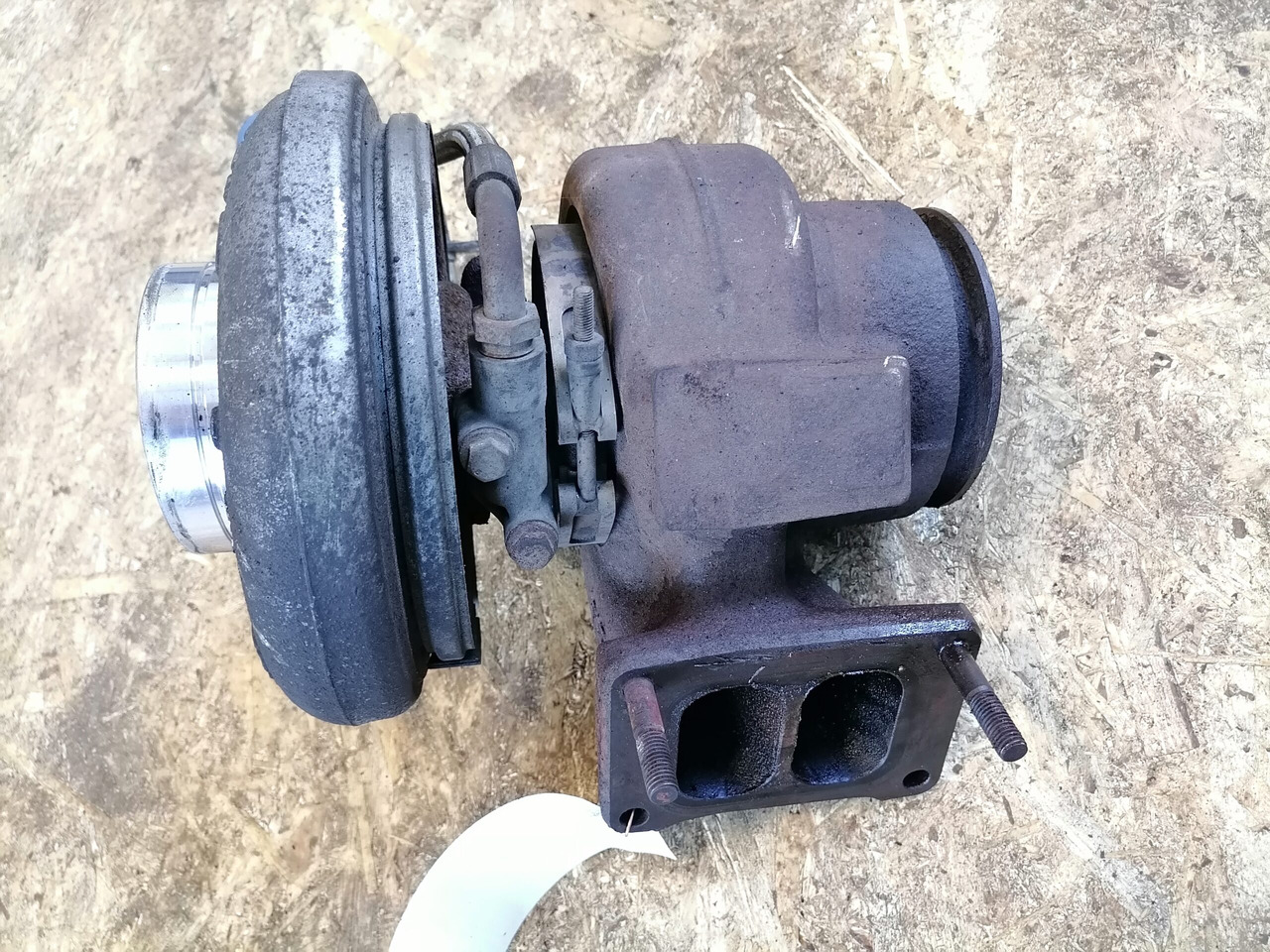 Volvo Turbo, D13A440 20728220 - Universalteil für LKW: das Bild 4 Volvo Turbo, D13A440 20728220 - Universalteil für LKW: das Bild 4