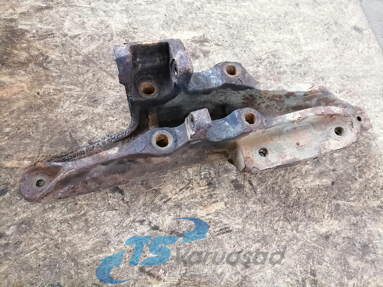 Volvo Volvo drive axle / axle mounting / airbag carrier 20428752 - Achse und Teile für LKW: das Bild 2 Volvo Volvo drive axle / axle mounting / airbag carrier 20428752 - Achse und Teile für LKW: das Bild 2