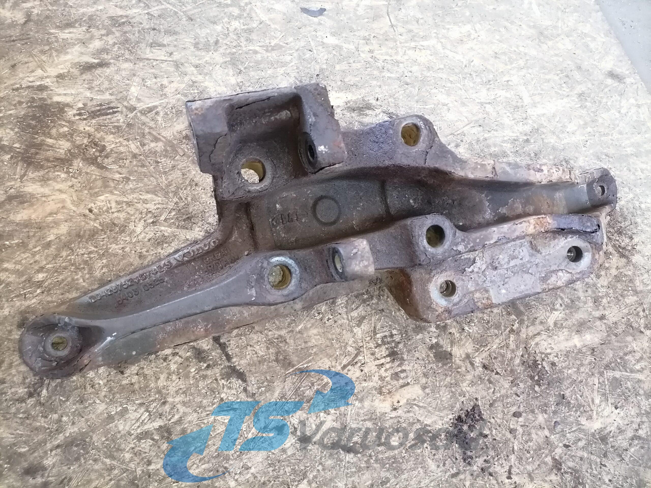 Volvo Volvo drive axle / axle mounting / airbag carrier 20428752 - Achse und Teile für LKW: das Bild 2 Volvo Volvo drive axle / axle mounting / airbag carrier 20428752 - Achse und Teile für LKW: das Bild 2