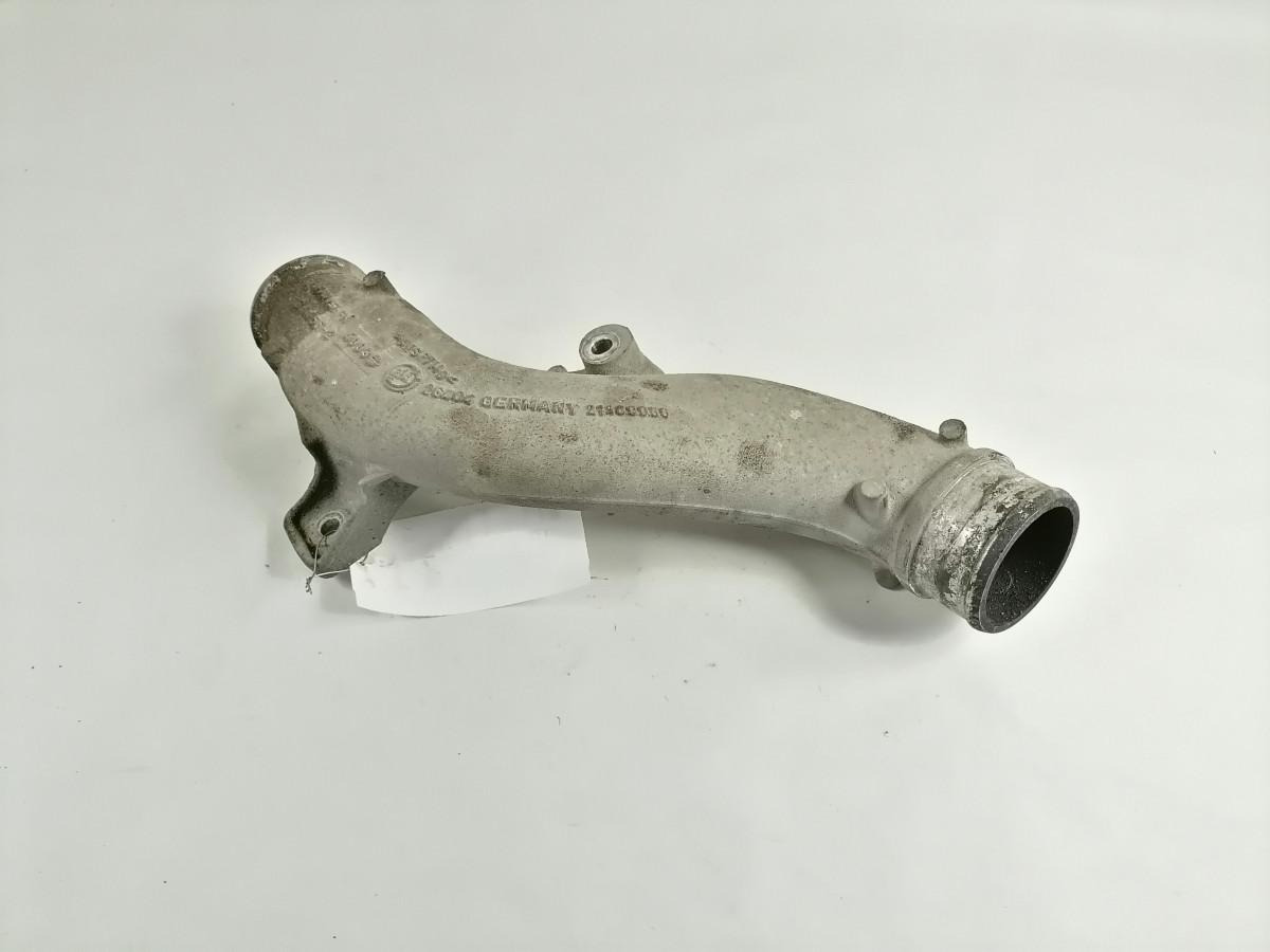 Volvo intercooler pipe 21489056 - Interkühler für LKW: das Bild 5 Volvo intercooler pipe 21489056 - Interkühler für LKW: das Bild 5