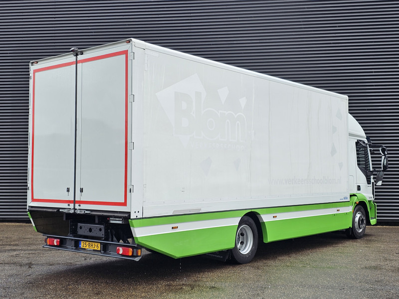 Iveco EUROCARGO 220 / SCHOOL / FAHRSCHULE / CLOSED BOX / LES - Koffer LKW: das Bild 2 Iveco EUROCARGO 220 / SCHOOL / FAHRSCHULE / CLOSED BOX / LES - Koffer LKW: das Bild 2