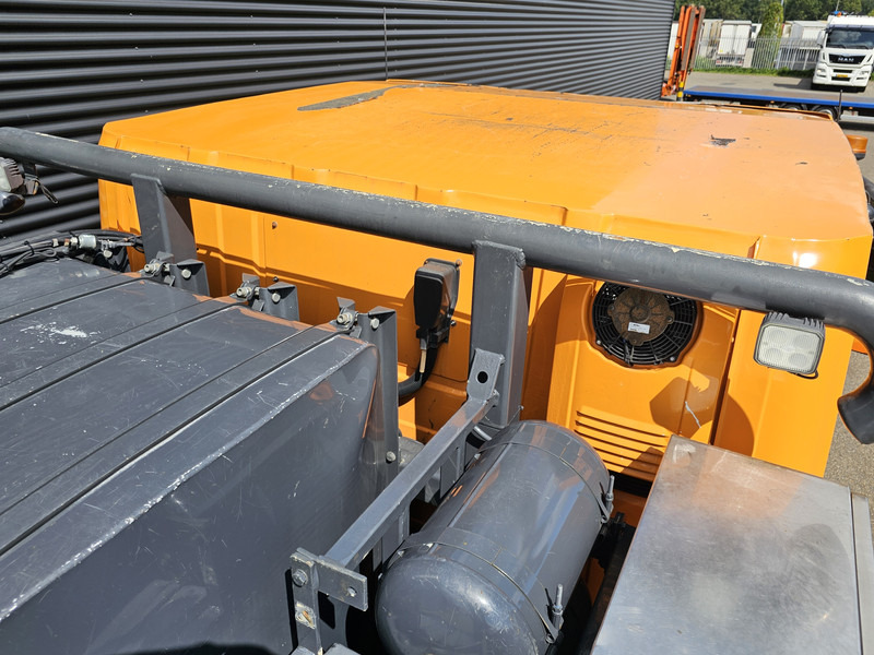 LKW Scania P420 10x4 / 150T / MANUAL GEARBOX / RETARDER: das Bild 9