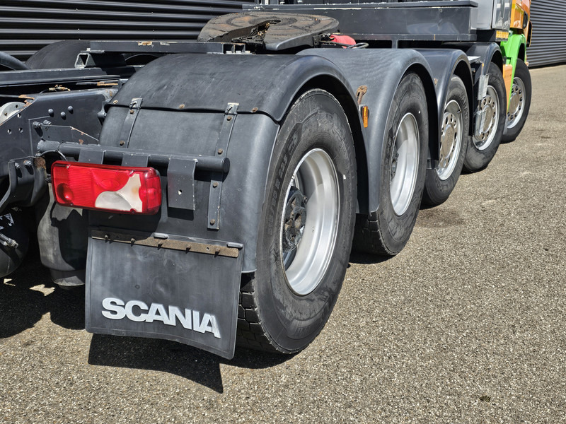 Scania P420 10x4 / 150T / MANUAL GEARBOX / RETARDER - LKW: das Bild 4 Scania P420 10x4 / 150T / MANUAL GEARBOX / RETARDER - LKW: das Bild 4
