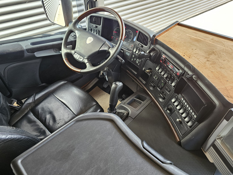 LKW Scania P420 10x4 / 150T / MANUAL GEARBOX / RETARDER: das Bild 18