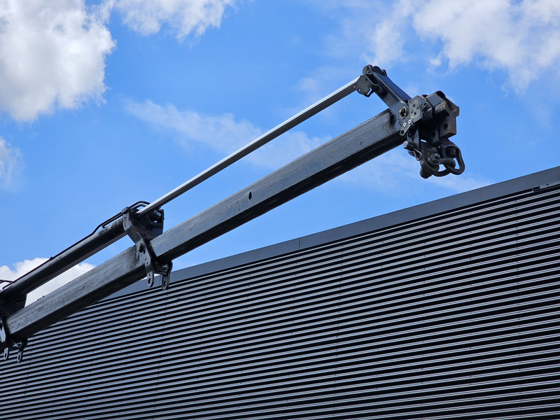 MAN TGX 35.480 8x4-4 / HMF 85 t/m + JIB / WINCH - Autokran: das Bild 4 MAN TGX 35.480 8x4-4 / HMF 85 t/m + JIB / WINCH - Autokran: das Bild 4