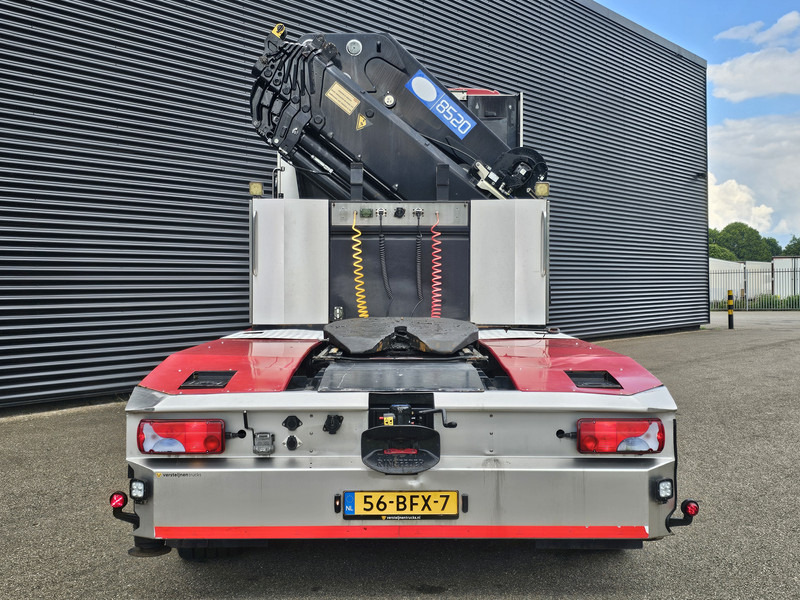 Sattelzugmaschine MAN TGX 37.480 8x2-6 / HMF 85 t/m CRANE / KRAN: das Bild 8
