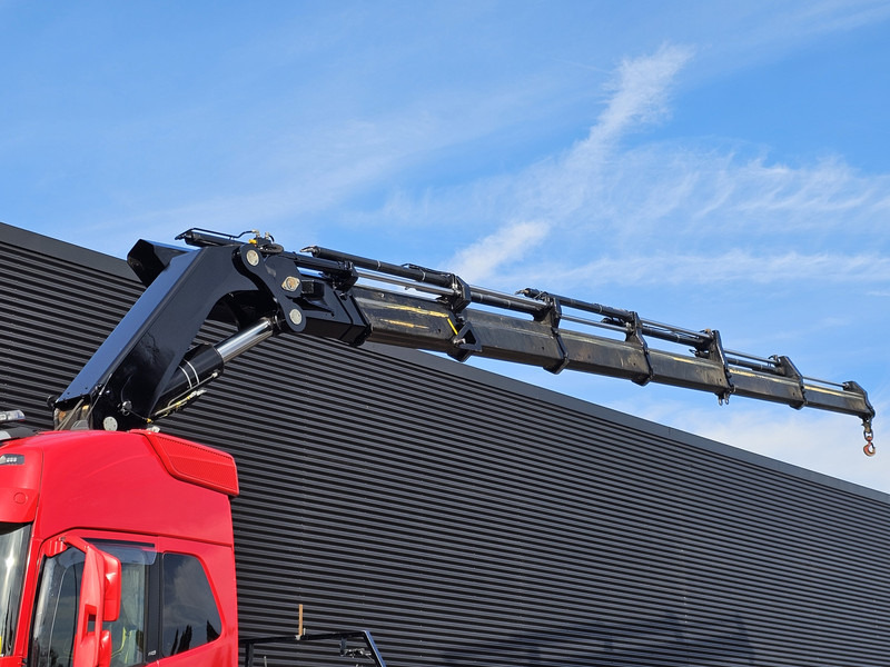 Volvo FH 16.650 8x4 / HIAB 105 t/m CRANE / KRAN - Pritsche LKW, Autokran: das Bild 2 Volvo FH 16.650 8x4 / HIAB 105 t/m CRANE / KRAN - Pritsche LKW, Autokran: das Bild 2