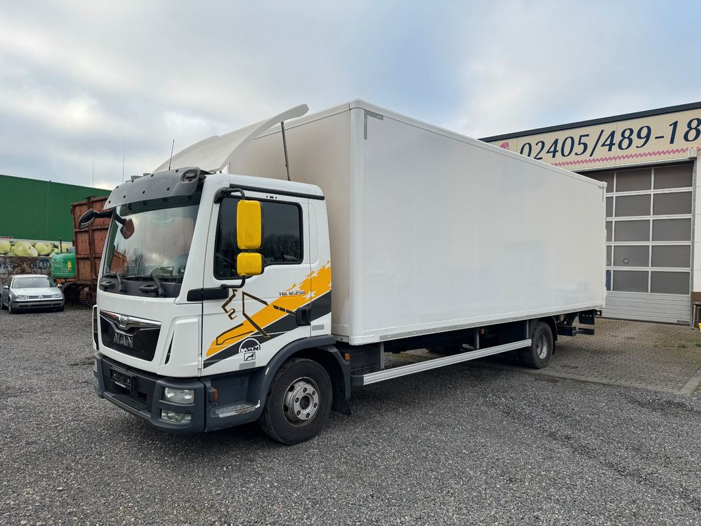 MAN 12.250 4X2 Koffer LBW Klima Diff.Sperre AHK MAN 12.250 4X2 Koffer LBW Klima Diff.Sperre AHK - Koffer LKW: das Bild 1 MAN 12.250 4X2 Koffer LBW Klima Diff.Sperre AHK MAN 12.250 4X2 Koffer LBW Klima Diff.Sperre AHK - Koffer LKW: das Bild 1