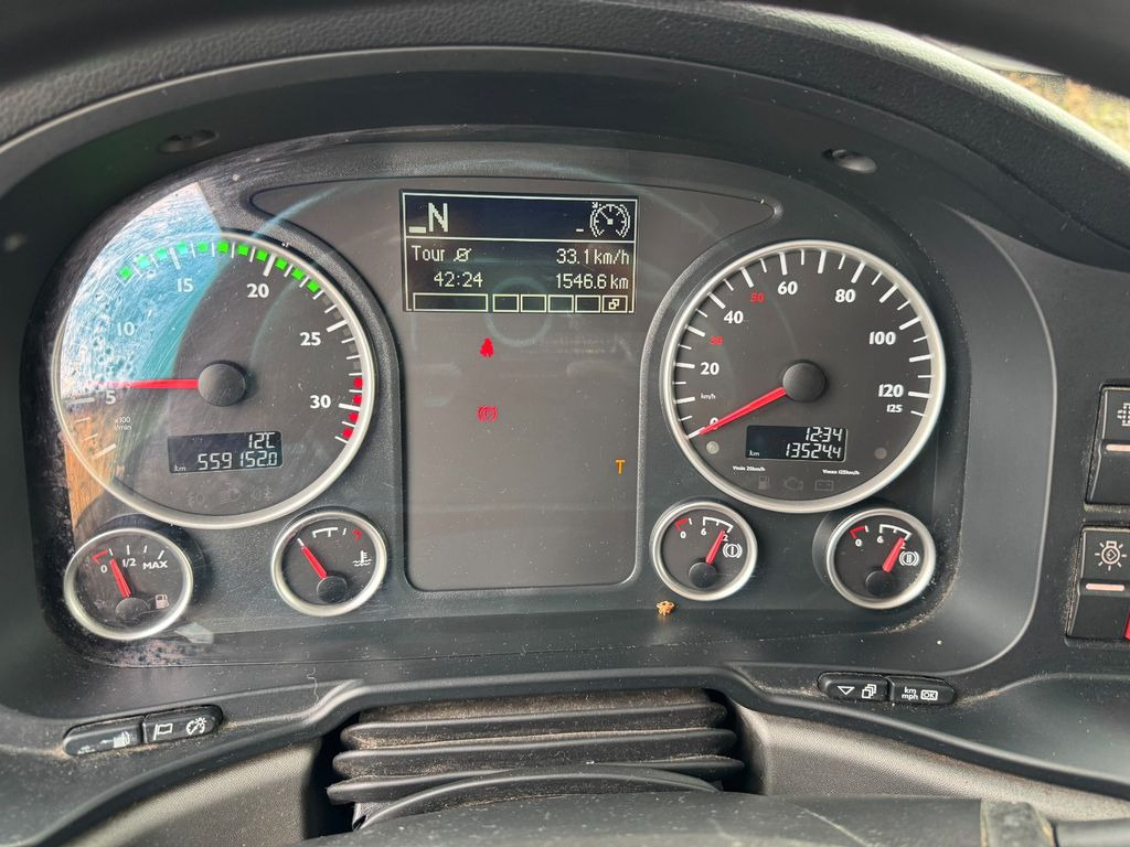 MAN 12.250 4X2 Koffer LBW Klima Diff.Sperre AHK MAN 12.250 4X2 Koffer LBW Klima Diff.Sperre AHK - Koffer LKW: das Bild 4 MAN 12.250 4X2 Koffer LBW Klima Diff.Sperre AHK MAN 12.250 4X2 Koffer LBW Klima Diff.Sperre AHK - Koffer LKW: das Bild 4