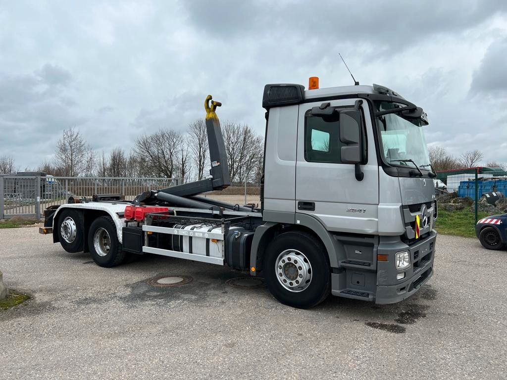 Mercedes-Benz 2541 6X2 Retarder VDL Abroller - Abrollkipper: das Bild 5 Mercedes-Benz 2541 6X2 Retarder VDL Abroller - Abrollkipper: das Bild 5