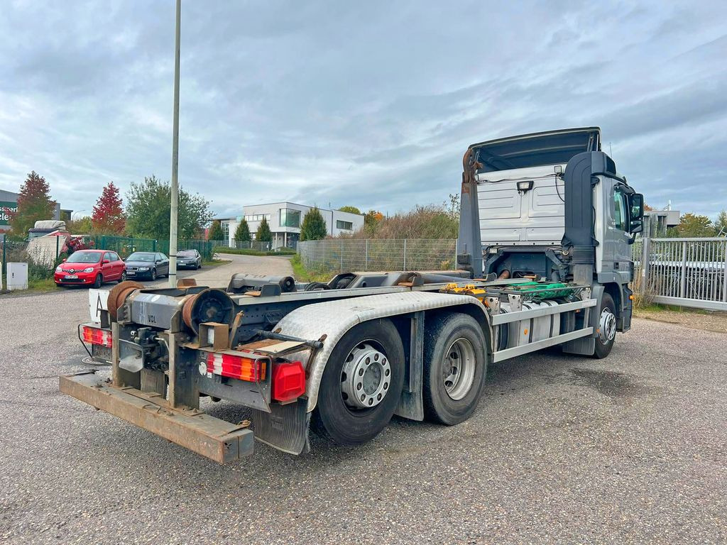 Mercedes-Benz 2544 6X2 VDL Abroller Klima & Retarder Mercedes-Benz 2544 6X2 VDL Abroller Klima & Retarder - Abrollkipper: das Bild 4 Mercedes-Benz 2544 6X2 VDL Abroller Klima & Retarder Mercedes-Benz 2544 6X2 VDL Abroller Klima & Retarder - Abrollkipper: das Bild 4