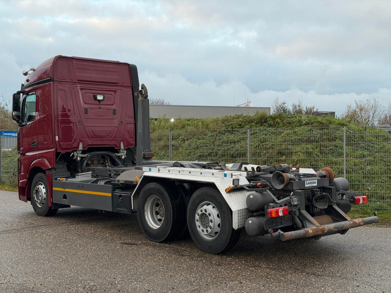 Abrollkipper Mercedes-Benz 2558 6x2 Meiller RK 20.65 | Retarder | Klima: das Bild 9