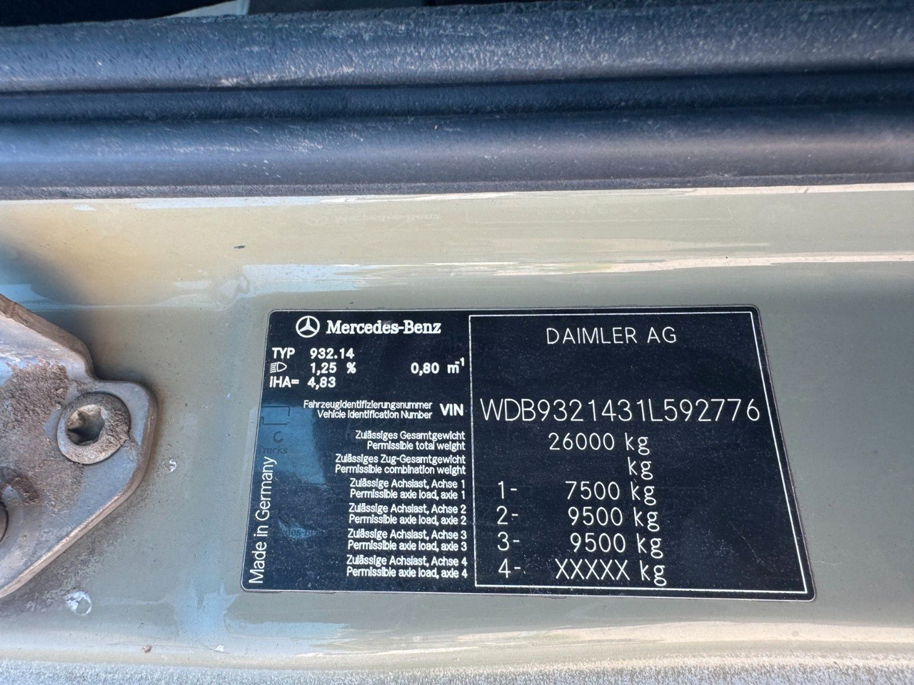 Mercedes-Benz 2644 6X4 VDL Abroller mit 3,90 Radstand Blatt BL - Abrollkipper: das Bild 3 Mercedes-Benz 2644 6X4 VDL Abroller mit 3,90 Radstand Blatt BL - Abrollkipper: das Bild 3