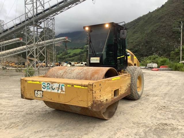 CAT CS78B - Walzenzug: das Bild 1 CAT CS78B - Walzenzug: das Bild 1