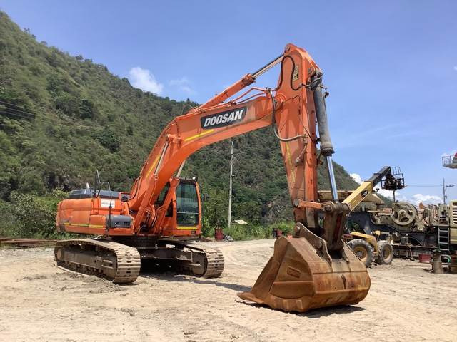 Doosan DX340LCA - Kettenbagger: das Bild 4 Doosan DX340LCA - Kettenbagger: das Bild 4