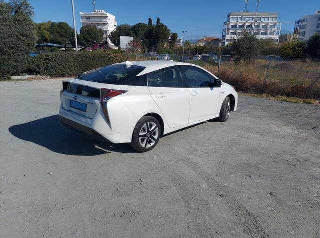 Toyota Prius Hybrid - PKW: das Bild 3 Toyota Prius Hybrid - PKW: das Bild 3