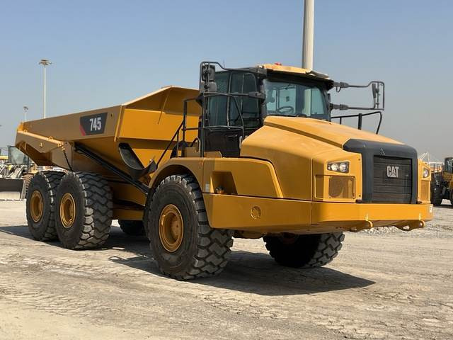 CAT 745 - Knickgelenkter Dumper: das Bild 4 CAT 745 - Knickgelenkter Dumper: das Bild 4