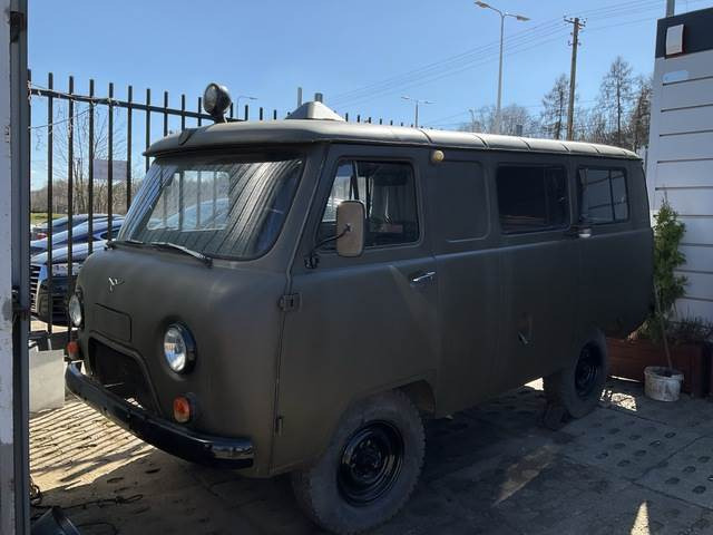 UAZ 452A3 - Kastenwagen: das Bild 2 UAZ 452A3 - Kastenwagen: das Bild 2