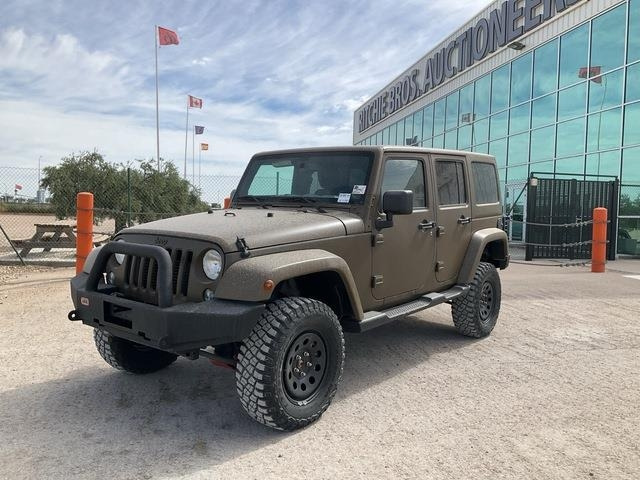 Jeep Wrangler JK Command - PKW: das Bild 2 Jeep Wrangler JK Command - PKW: das Bild 2