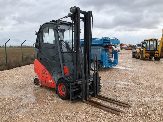 Linde H30T-01 - Treibgasstapler: das Bild 5 Linde H30T-01 - Treibgasstapler: das Bild 5