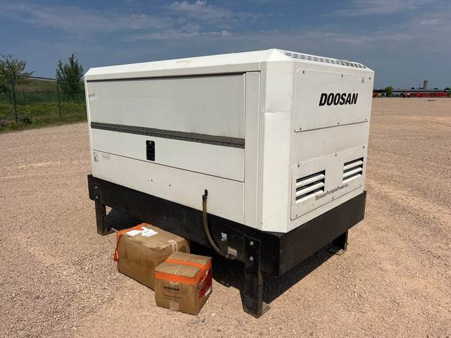 Doosan 7/125-10/105 - Luftkompressor: das Bild 2 Doosan 7/125-10/105 - Luftkompressor: das Bild 2