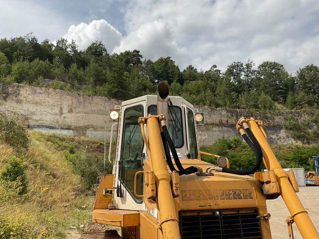 Bulldozer Liebherr PR722BL: das Bild 24