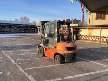 Toyota 02-7FDF25 - Dieselstapler: das Bild 2 Toyota 02-7FDF25 - Dieselstapler: das Bild 2