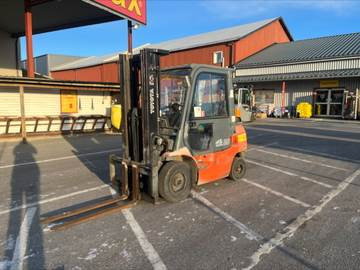 Toyota 02-7FDF25 - Dieselstapler: das Bild 1 Toyota 02-7FDF25 - Dieselstapler: das Bild 1
