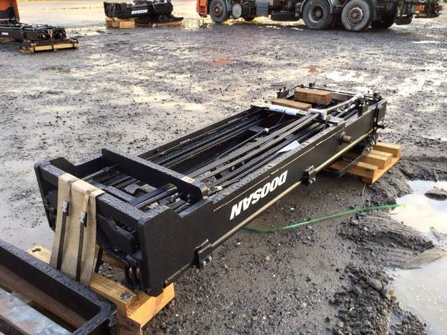 Doosan B25X-7 PLUS - Elektrostapler: das Bild 2 Doosan B25X-7 PLUS - Elektrostapler: das Bild 2