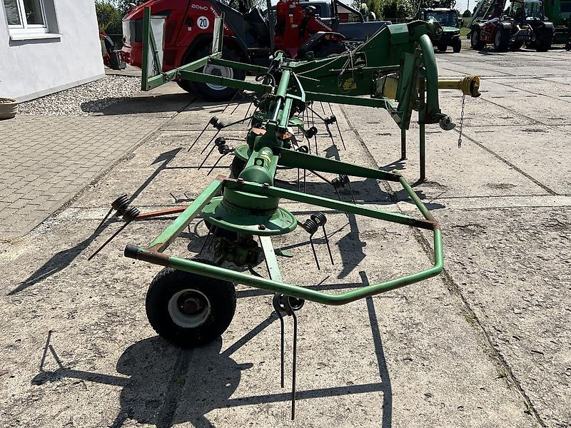 Kuhn GF 630 1MH - John Deere - Andere Technik: das Bild 3 Kuhn GF 630 1MH - John Deere - Andere Technik: das Bild 3