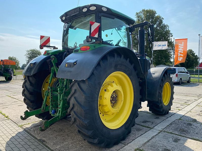 John Deere 6215R AutoPowr 50km/h - Traktor: das Bild 3 John Deere 6215R AutoPowr 50km/h - Traktor: das Bild 3