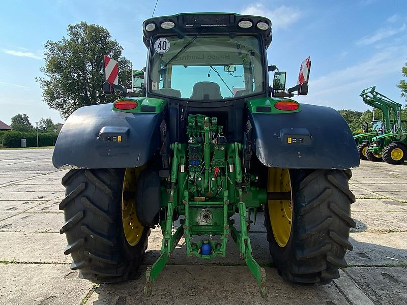 John Deere 6215R AutoPowr 50km/h - Traktor: das Bild 4 John Deere 6215R AutoPowr 50km/h - Traktor: das Bild 4