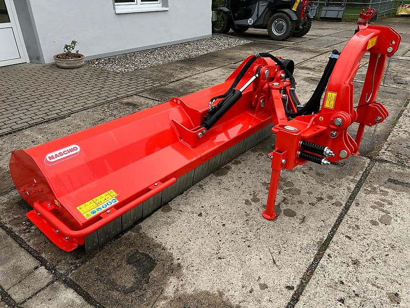 Maschio Giraffa XXL 260 NEU - Seitenmulcher: das Bild 2 Maschio Giraffa XXL 260 NEU - Seitenmulcher: das Bild 2