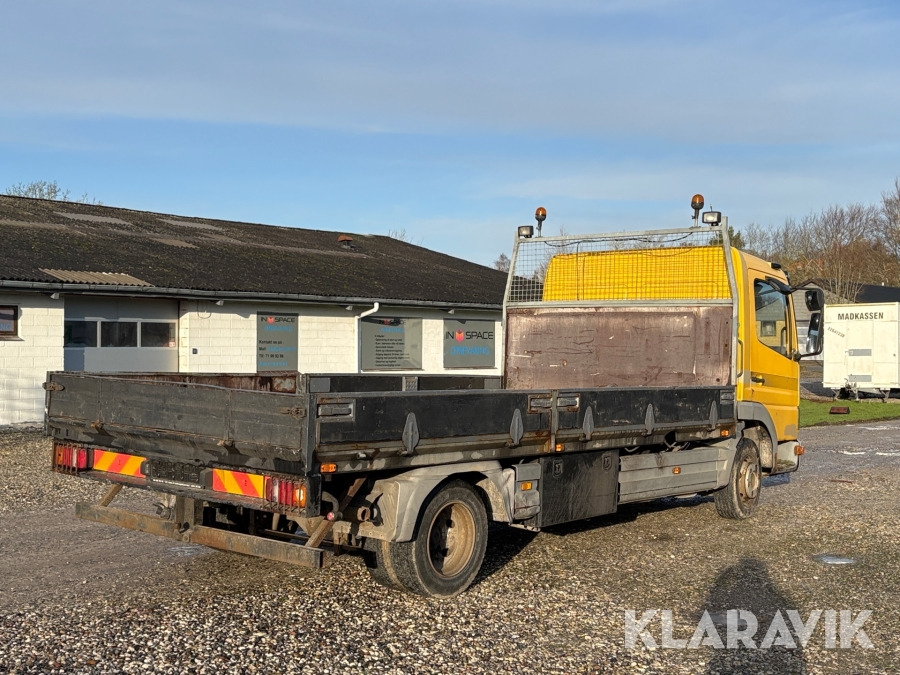 Lastbil Mercedes Atego - Pritsche LKW: das Bild 3 Lastbil Mercedes Atego - Pritsche LKW: das Bild 3
