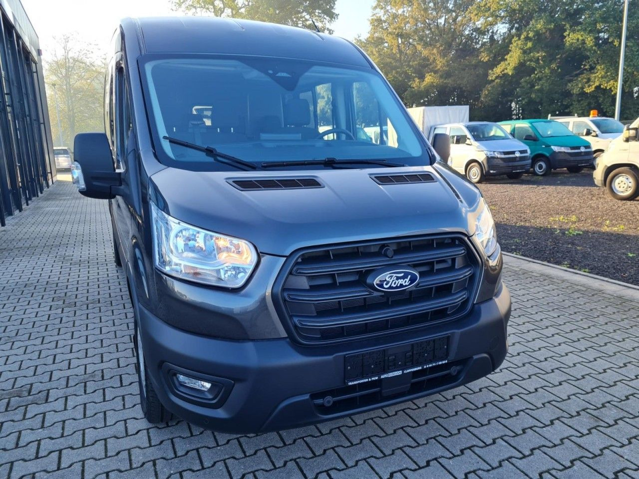 Ford Transit 3,5t Kasten Doka TDCi L3 Trend AHK Kamer - Kastenwagen, Transporter mit Doppelkabine: das Bild 2 Ford Transit 3,5t Kasten Doka TDCi L3 Trend AHK Kamer - Kastenwagen, Transporter mit Doppelkabine: das Bild 2